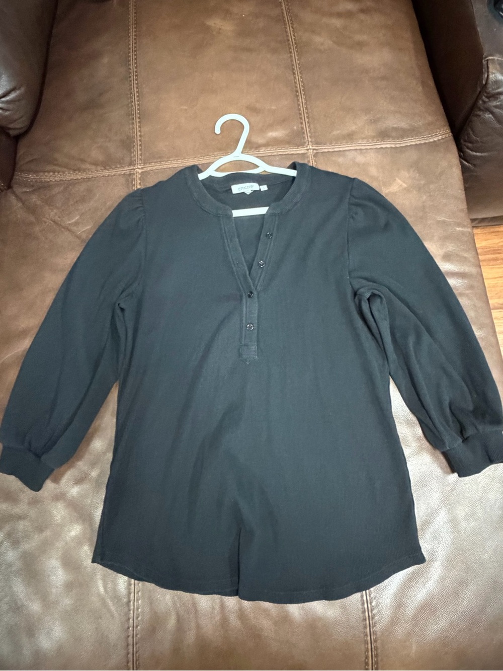 Chico's sz 3 (16) Black thermal Long-Sleeve Top with Subtle Puff Sleeves- #225